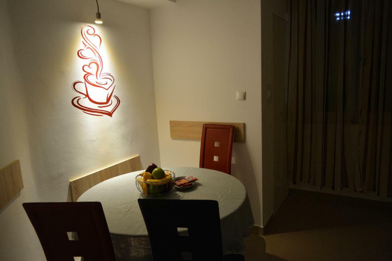 M@D Apartment Τιμισοάρα Εξωτερικό φωτογραφία